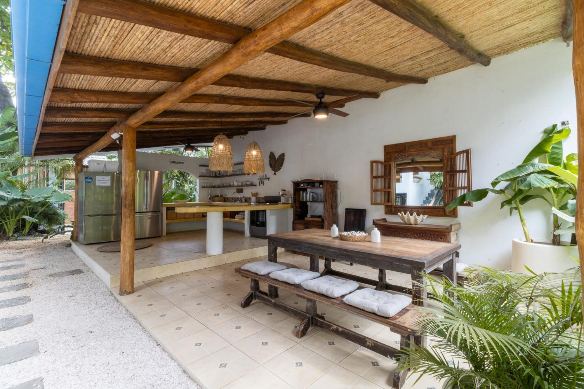 Blue Surf Sanctuary Hotel Playa Santa Teresa  Exterior photo